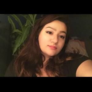 Meet your Posher, Phoebe